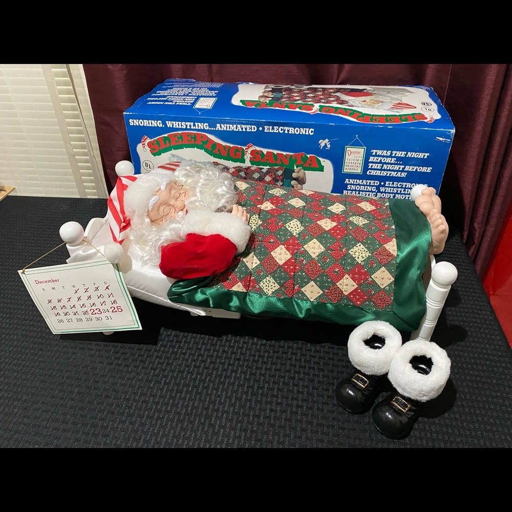 Vintage Sleeping Snoring Santa Christmas 1992